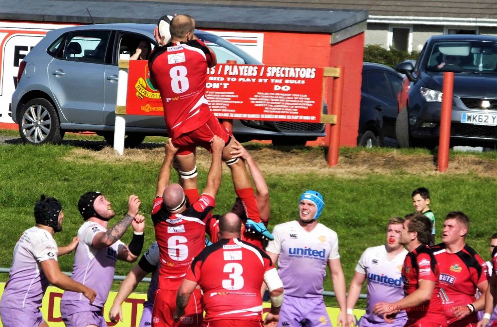 Tredworth Rfc Reds roar back to form with eight try win | Trelawny's Army